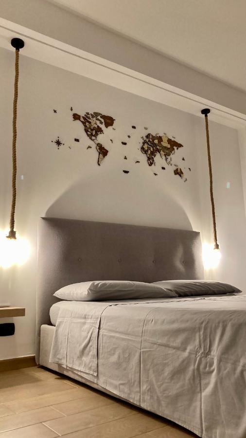 Hotel Wanderlust House Bari Esterno foto